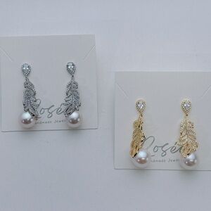 E325 Handmade Freshwater Edison Pearl Feather Dangling Earrings 11-12mm